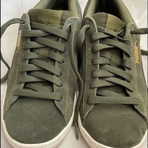 Puma olive green wms classic sneakers